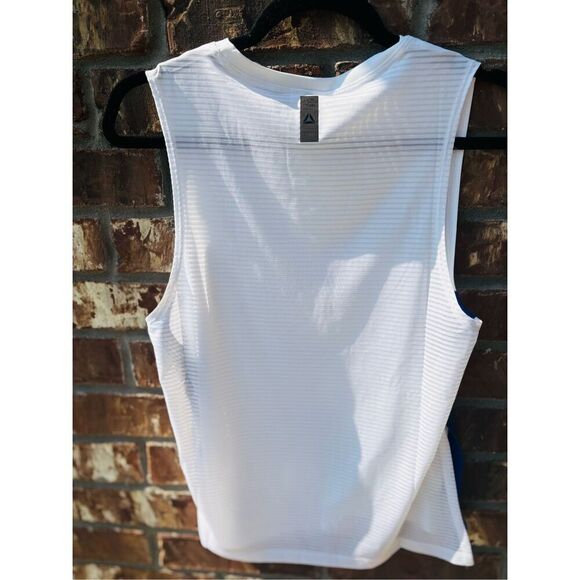 Reebok white sports top size small new without tag no flaws in excellent conditi - Picture 4 of 8